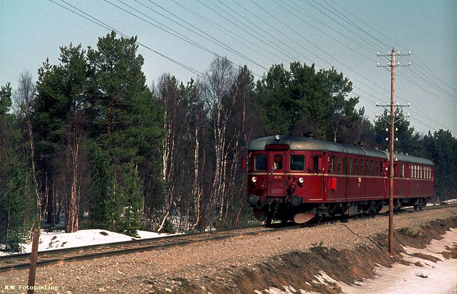130683-1974-4-7-rostfossen-8620-b.jpg