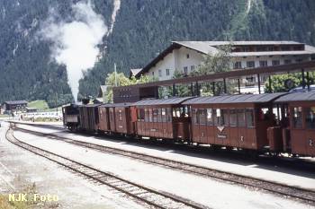 t195527-141MayrhofenZillertalbahn1972-06.jpg
