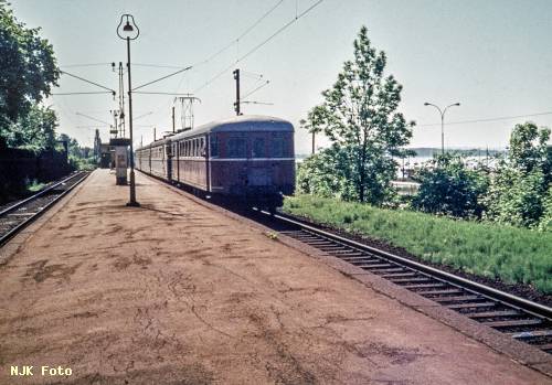 t253384-Drammenbanen-Skarpsno-Ht810fraSkien-type86og66-1968_1280.jpg