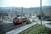https://pix.njk.no/70//s70638-Randsfjordbanen-Tyristrand-69617-1-1989-05-01_900.jpg